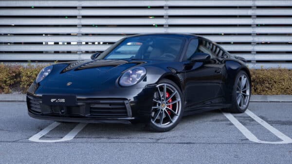 Porsche 911 Carrera 4s