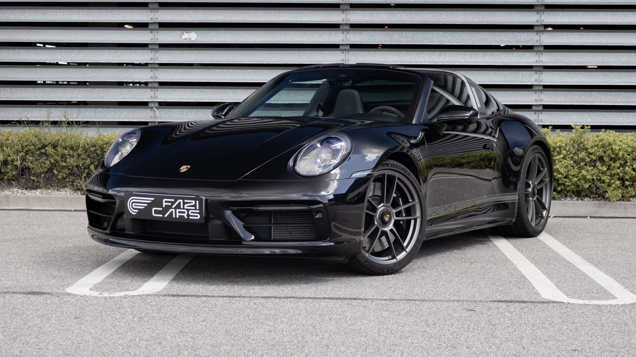 Porsche 911 GTS Targa