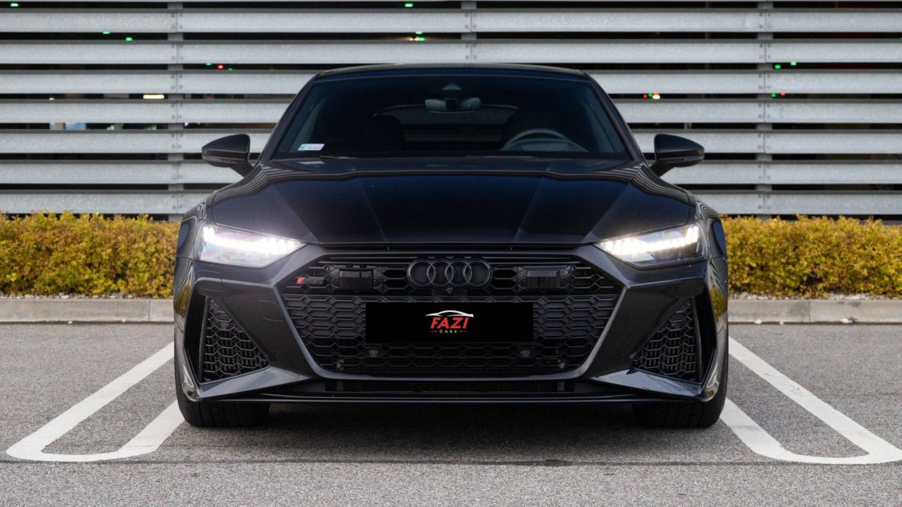 AUDI RS7 (1)