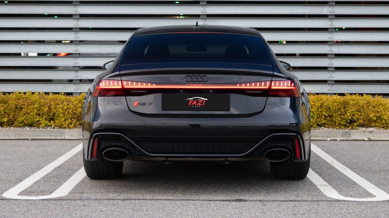 AUDI RS7 (3)