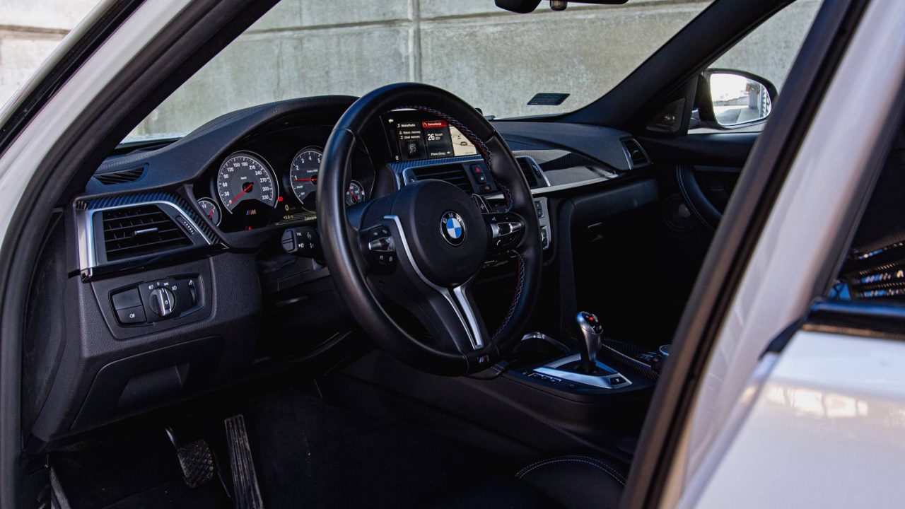 BMW M3 COMPETITION (3)