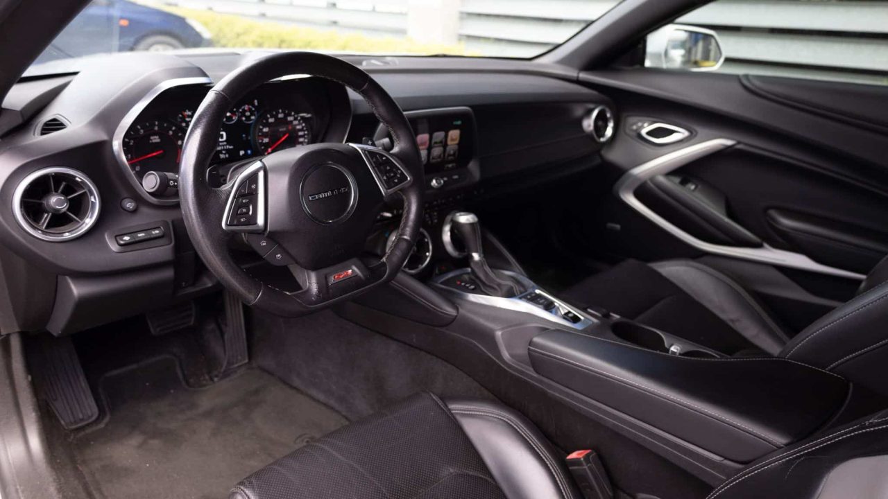 Chevrolet Camaro SS (6)