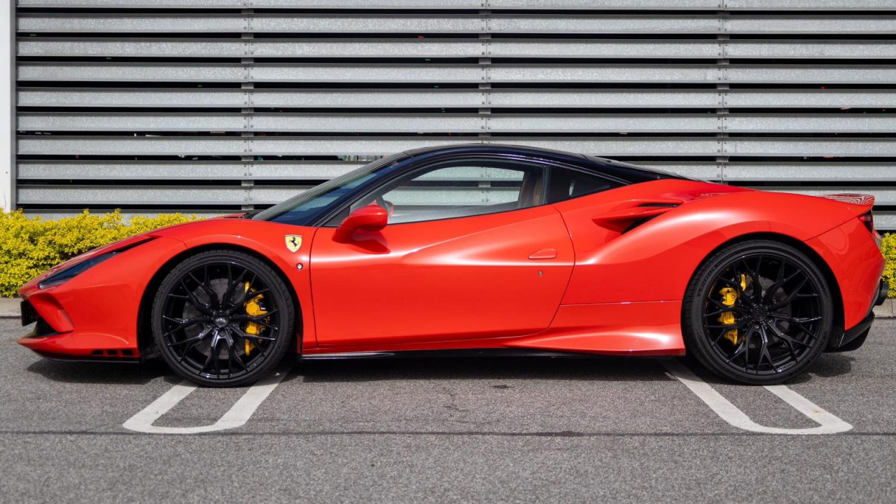 Ferrari F8 Tributo