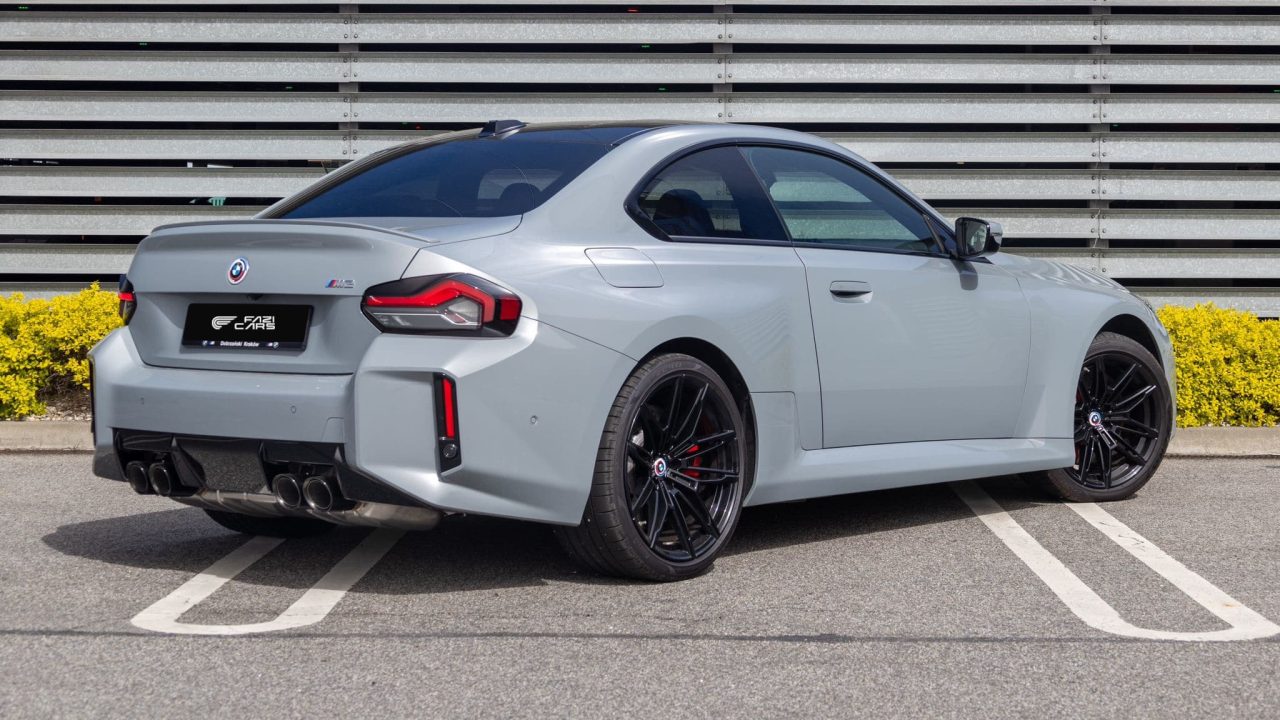 BMW M2 (2023)