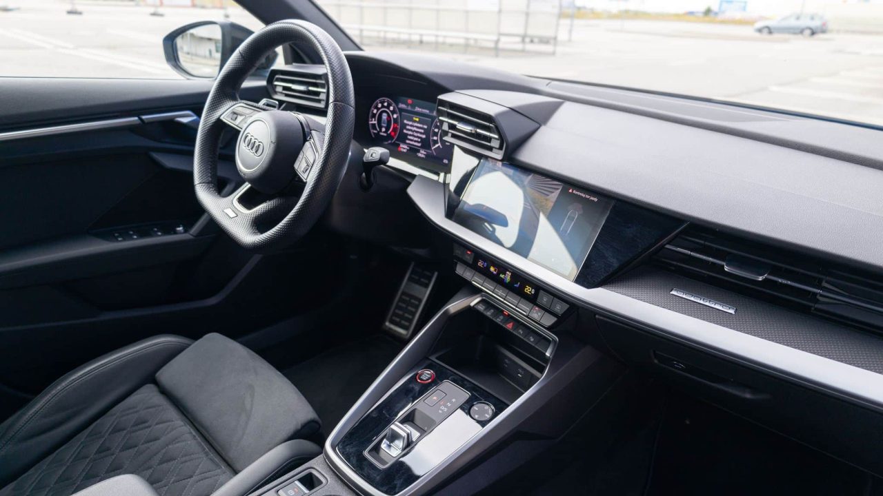 Audi RS3 Niebieska