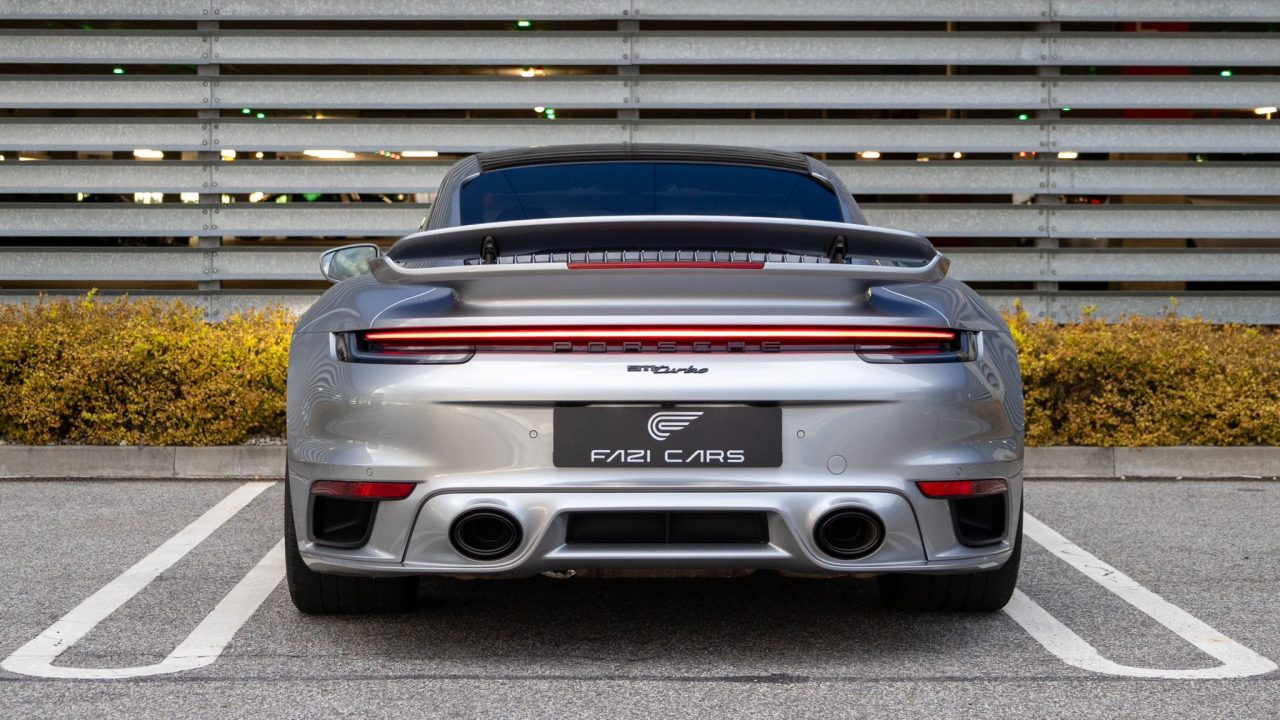 Porsche 911 Carrera Turbo