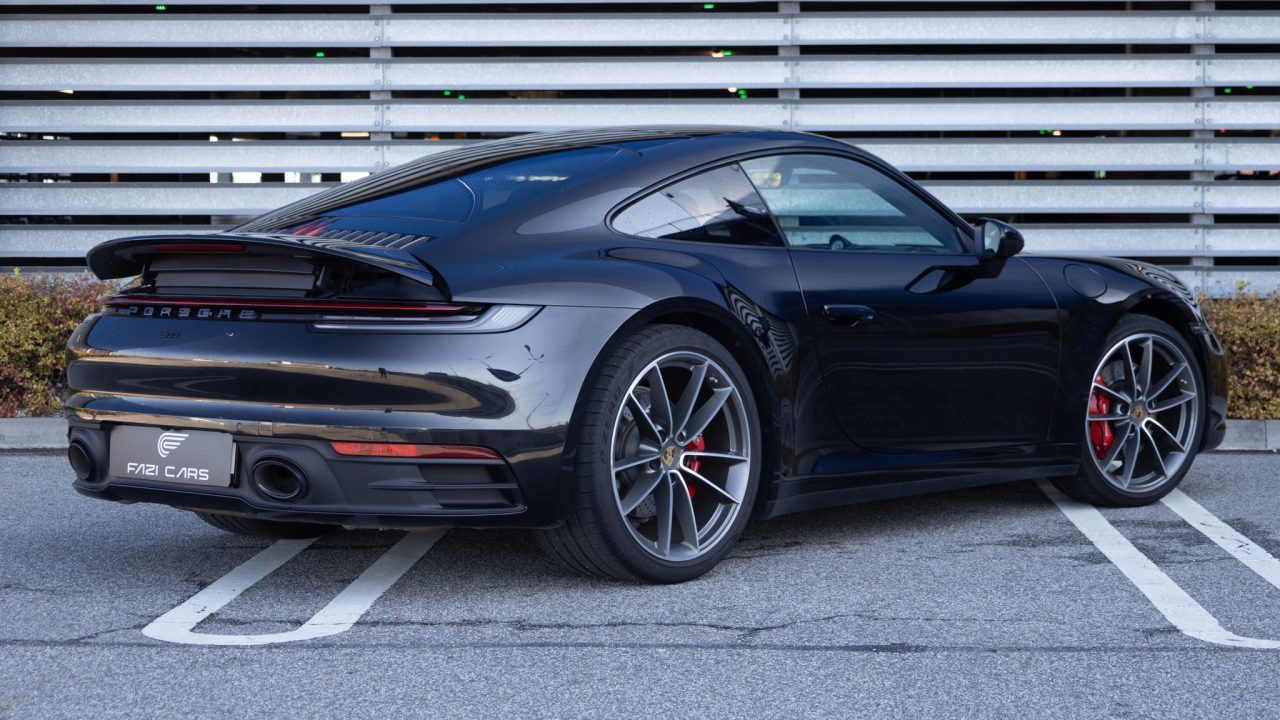 Porsche 911 Carrera 4S