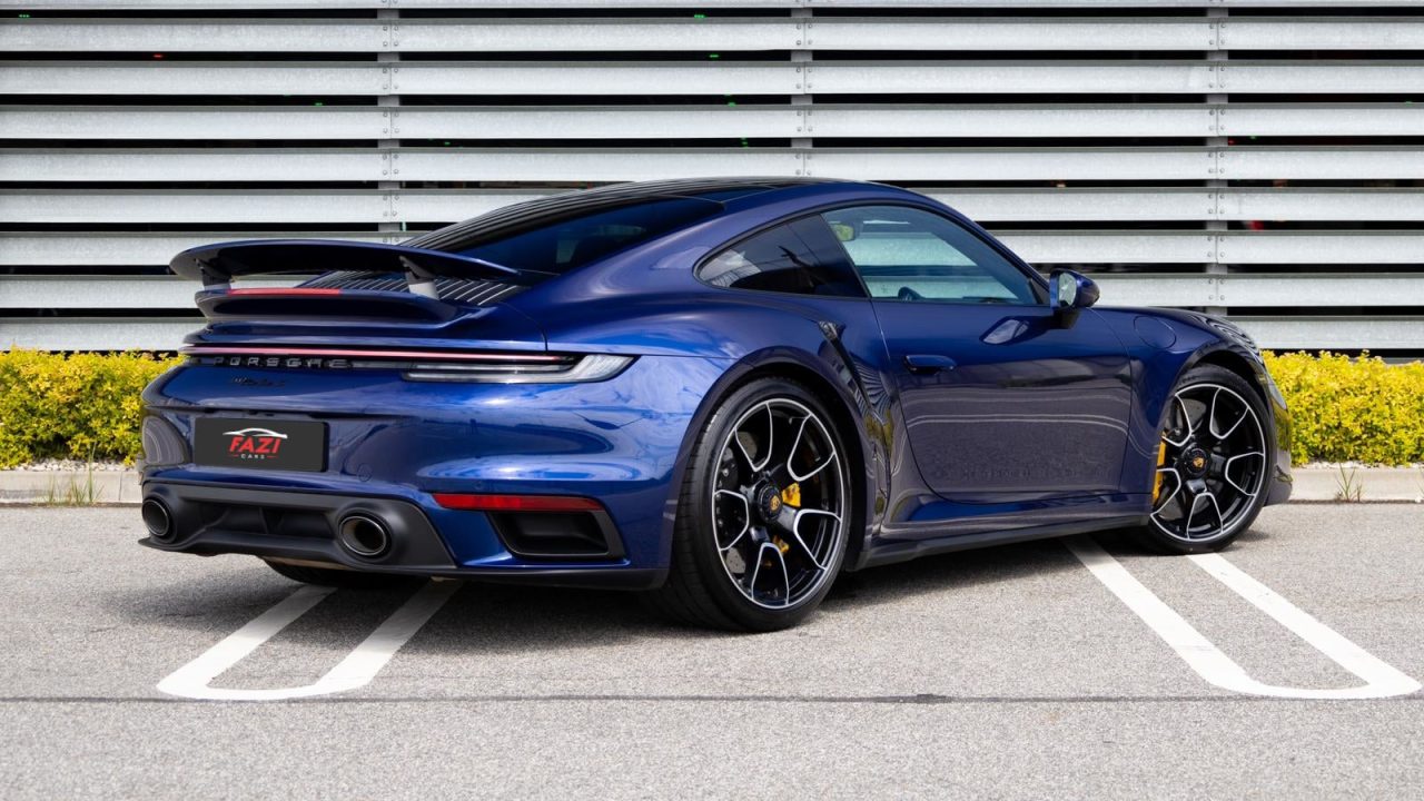 Porsche 911 Turbo S (992)