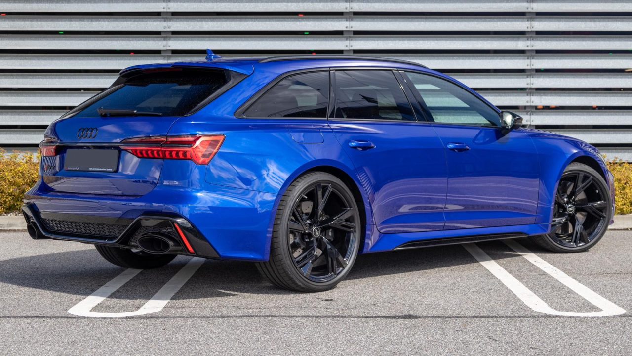 AUDI RS6