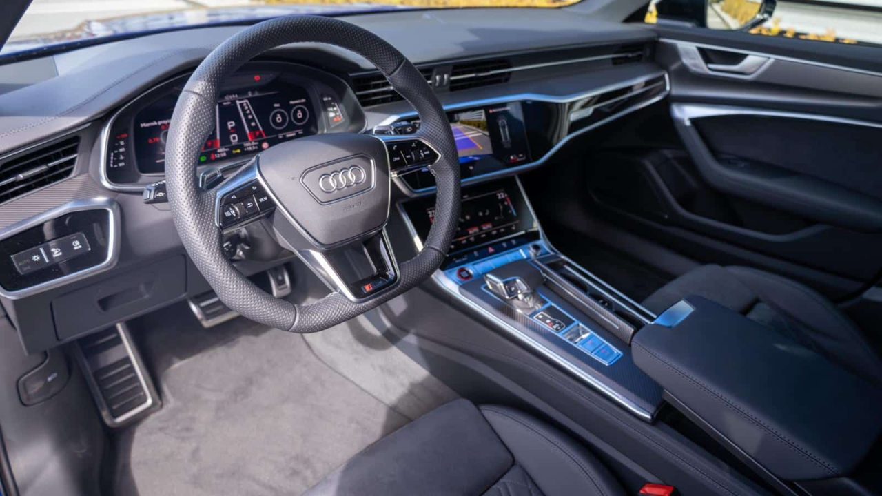 AUDI RS6