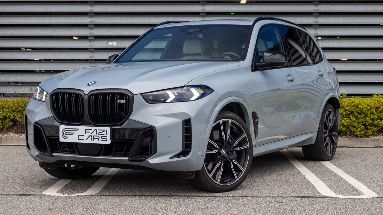 BMW X5 M60i